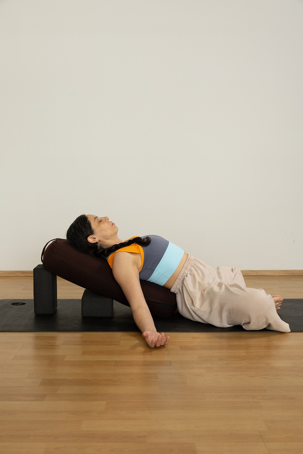 01_Yoga_Restaurativo_Kurunta_Yoga_CDMX_Web_Clases